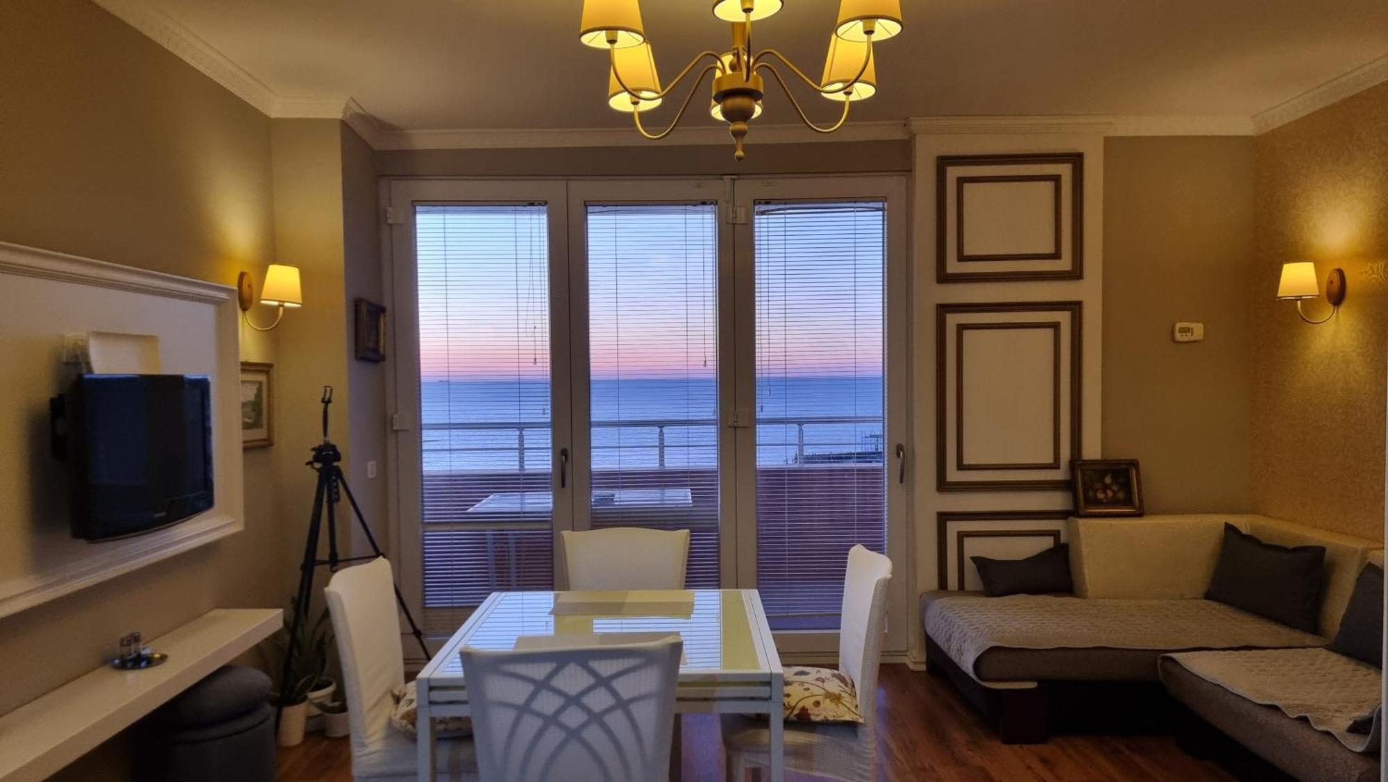 Sunset Seaview Apartment Durrës Exterior foto